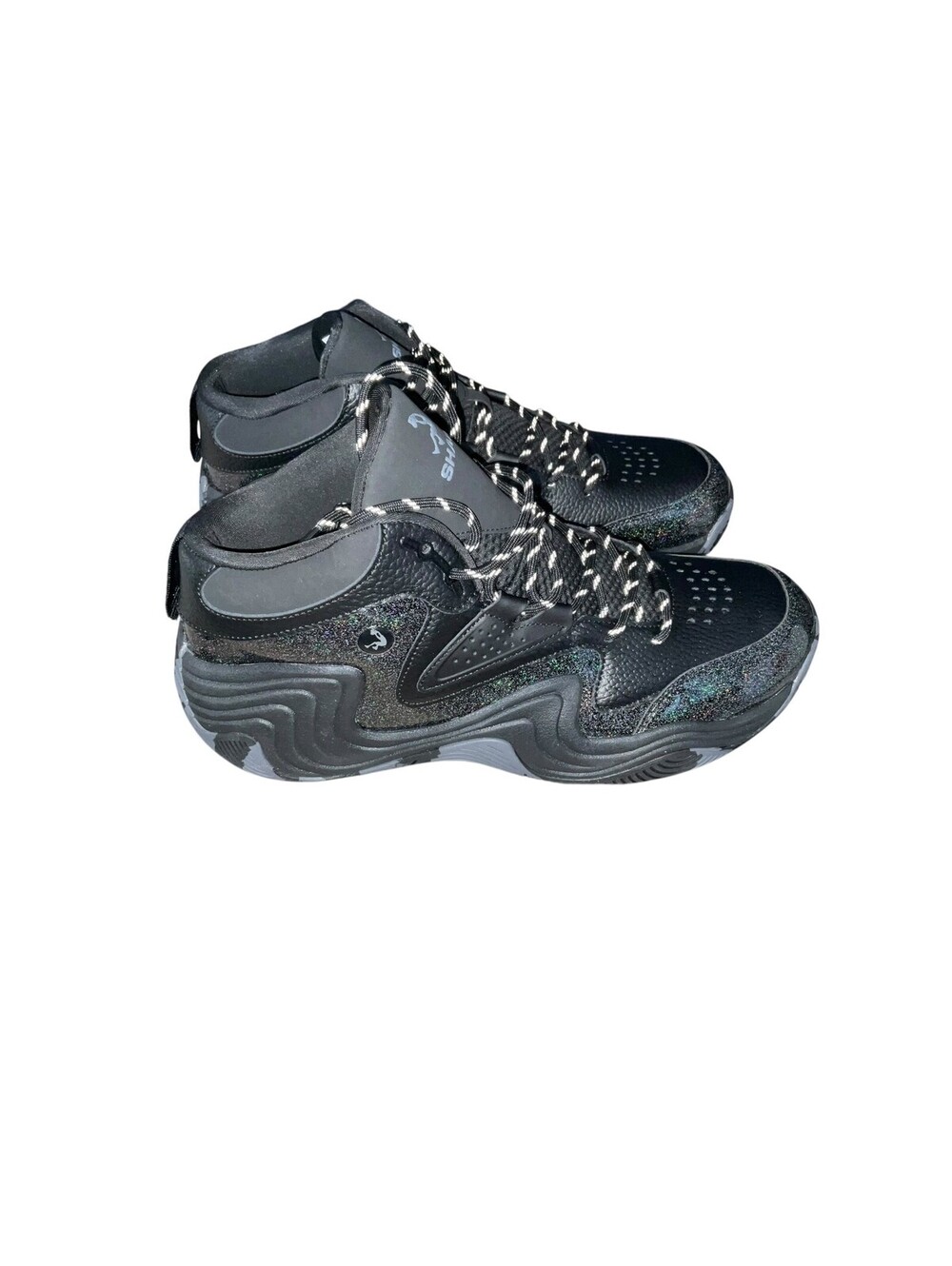 Men's Basketball Shoes Size 13 Shaq Sneakers Black Mid-Top Juggernaut Cushioned